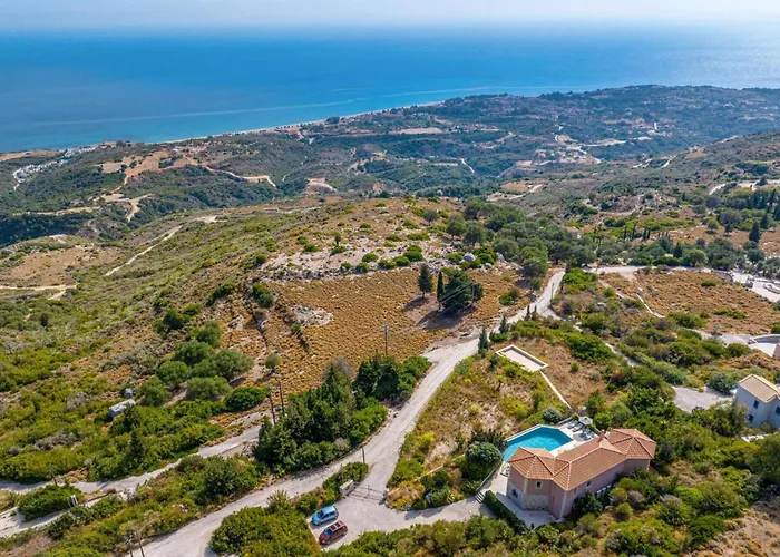 Villa Estiasi By